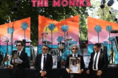 The Moniks 7 * 5616 x 3744 * (6.61MB)